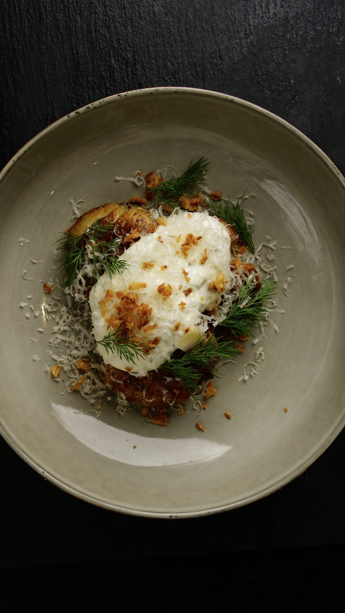 Картопля запечена з сирним кремом