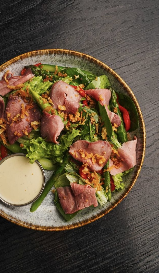 Салат з ростбіфом