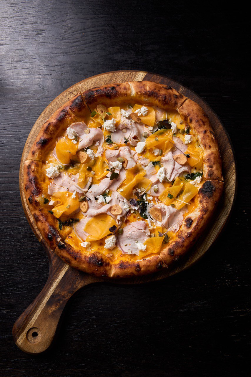 Піца з гарбузом та індичкою