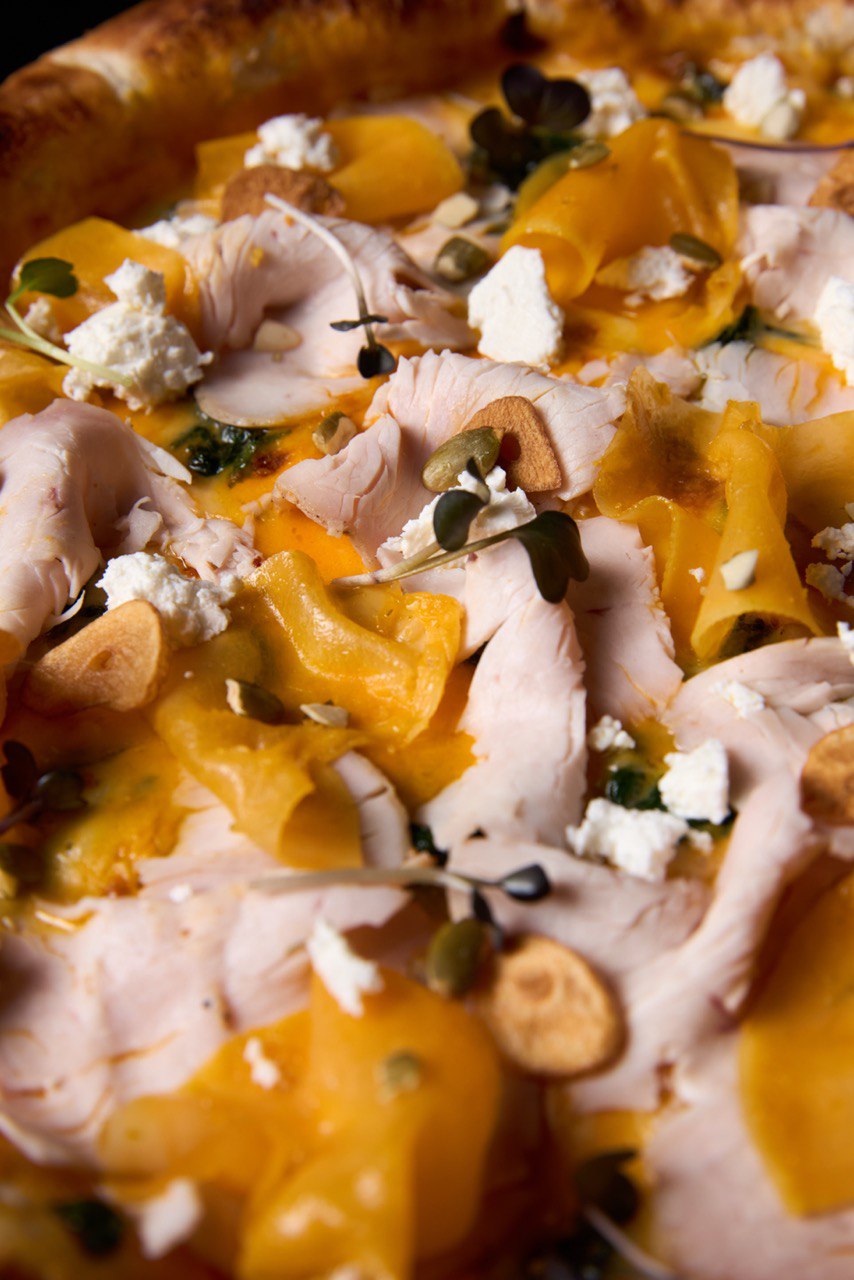 Піца з гарбузом та індичкою